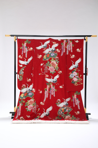 No. 916_ 赤地ちりめんイメージ写真